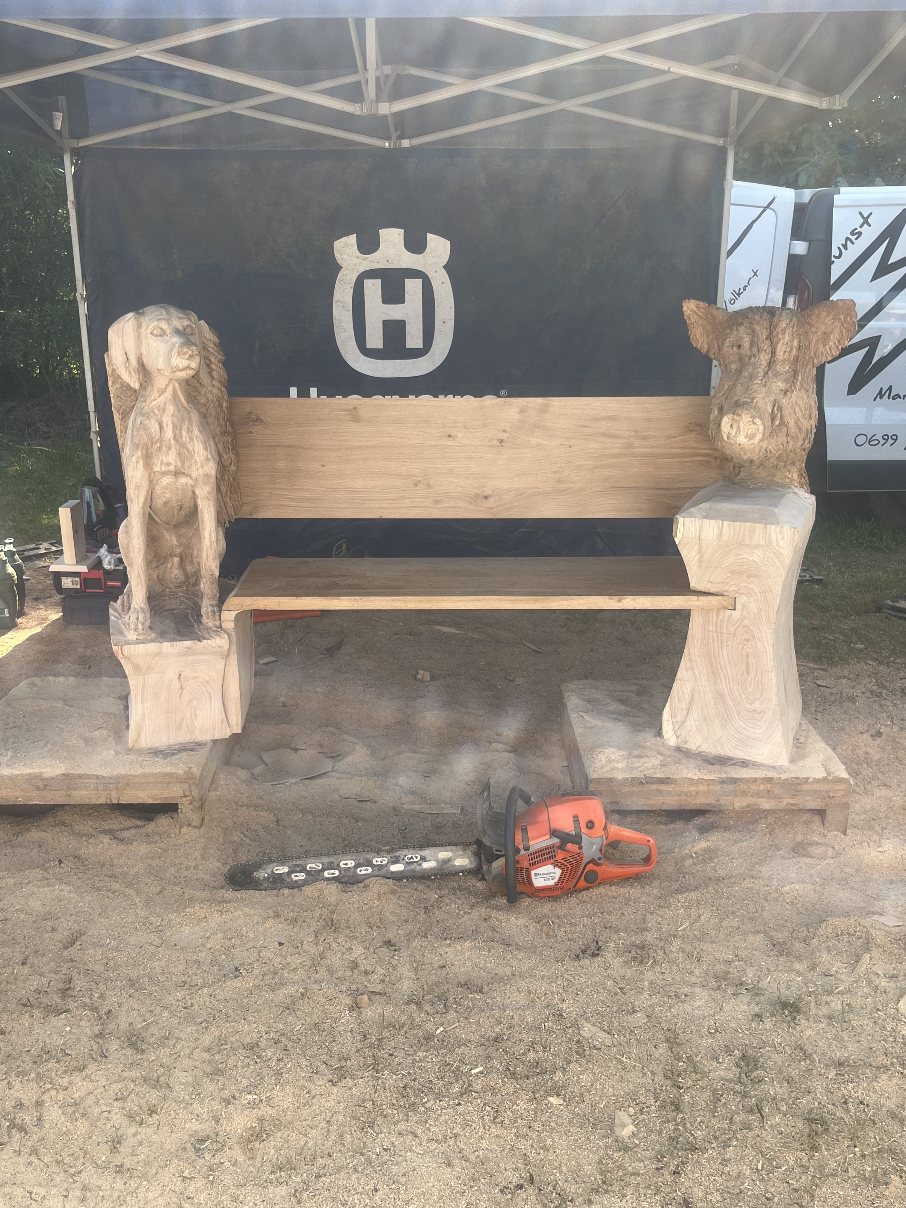 Carving bank